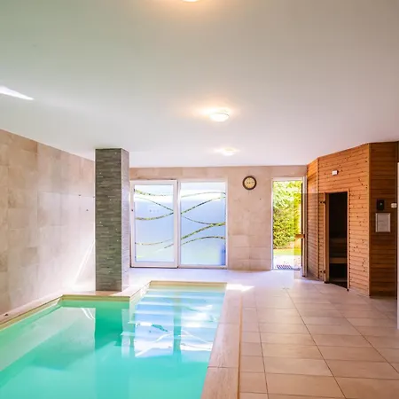 Ah-corso Wellness Апартаменты Шиофок