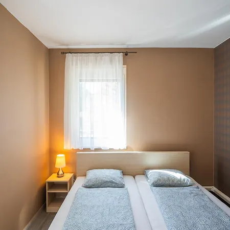Ah-corso Wellness Апартаменты Шиофок